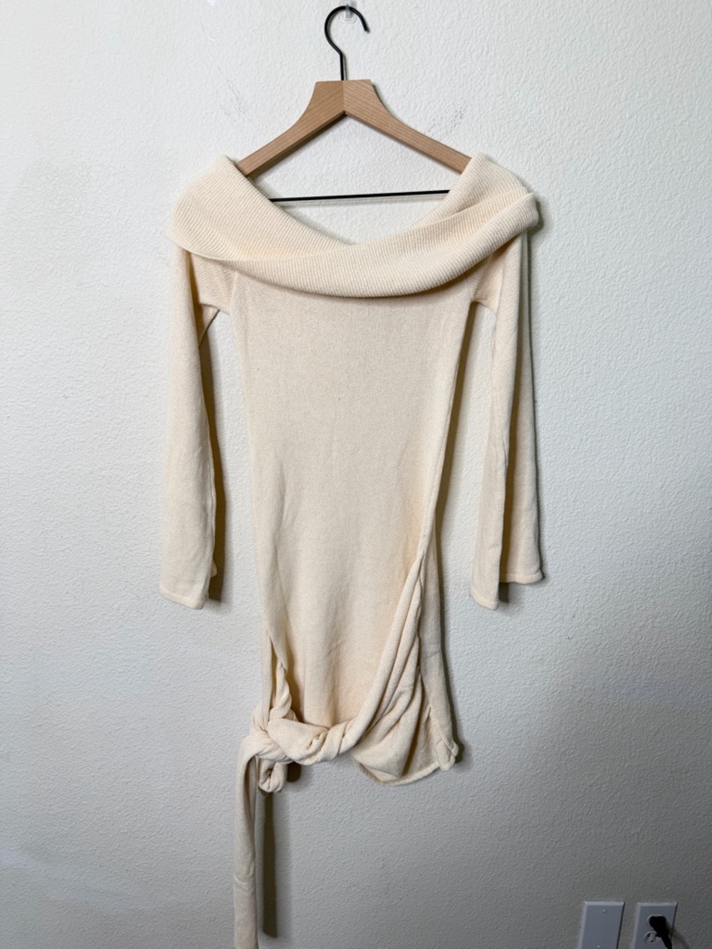 NWT Meshki Camryn Off Shoulder‎ Tie Knit Mini Dress Cream Marle Women’s Size L - Picture 9 of 11